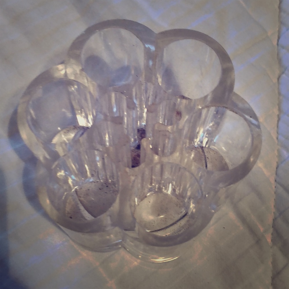 Clear plastic makeup brush holder